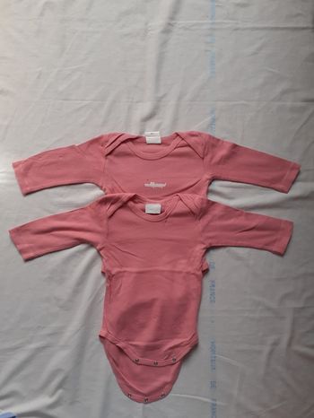 Lot de 2 bodys framboise