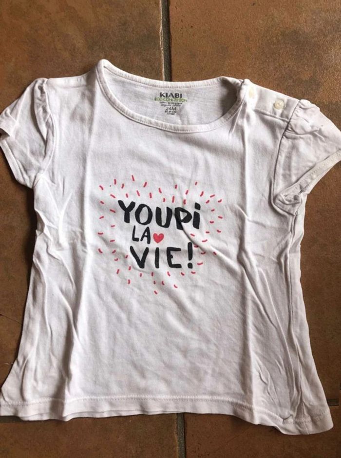 Joli tee shirt Kiabi (24 mois) en parfait état