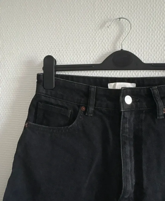 Short en jean noir - photo numéro 4