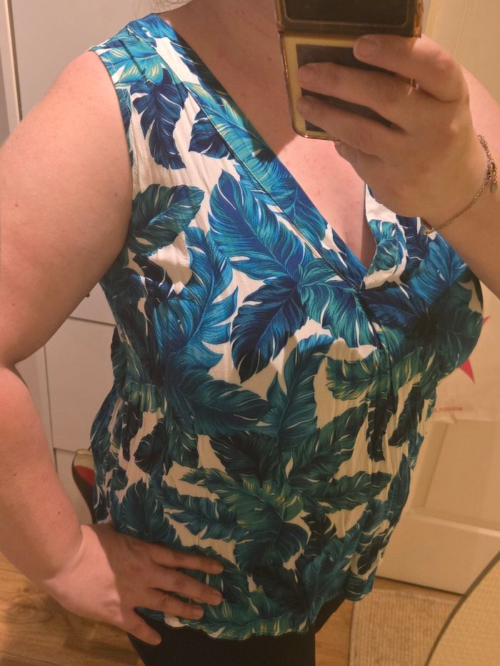 Blouse blanche motifs feuilles bleu/vert T.44 H&M - photo numéro 9