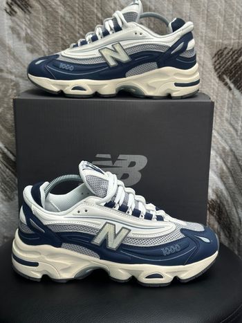 New Balance 1000