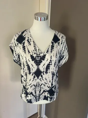 essentiel antwerp top haut blouse soie tye and dye
