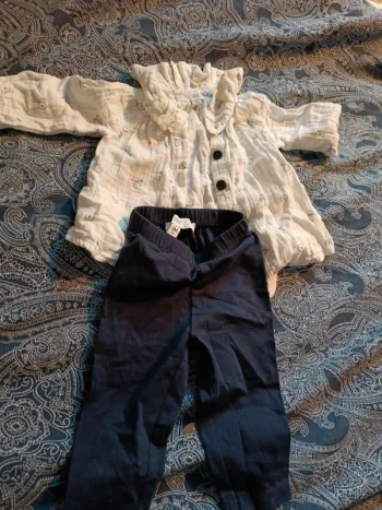 Ensemble chemise et legging la redoute 3 mois bleu marine et blanc