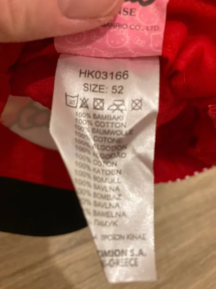 Casquette hello kitty taille 52 - photo numéro 2