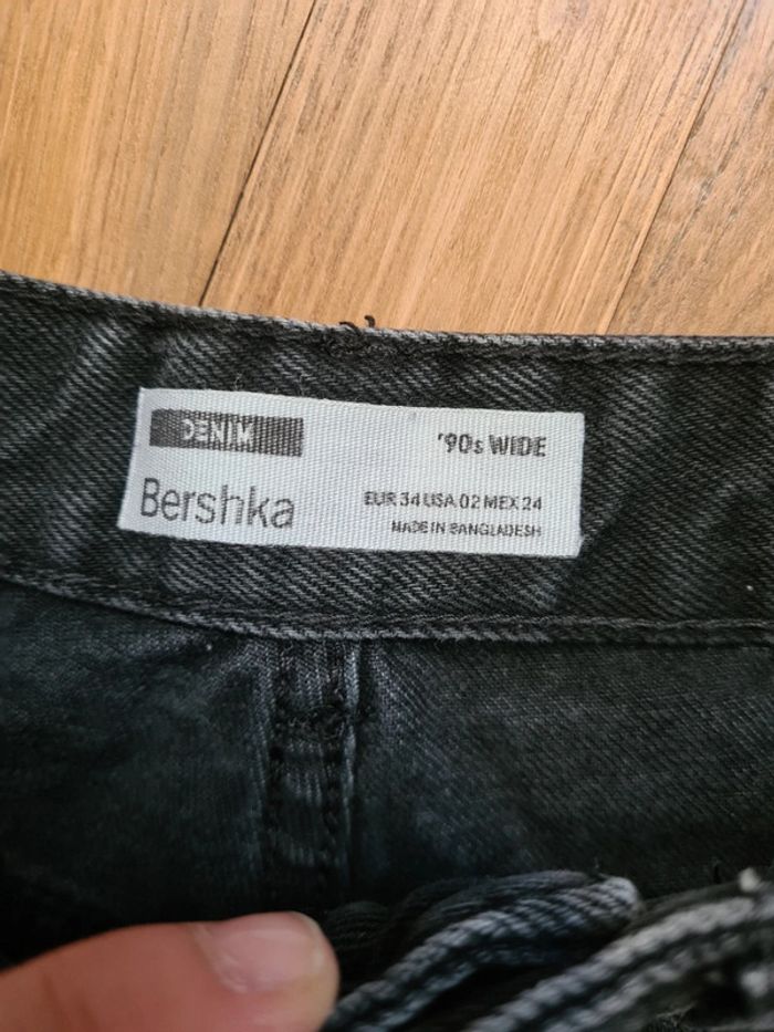 Jean 90’s wide leg déchiré - taille 34 Bershka - photo numéro 2