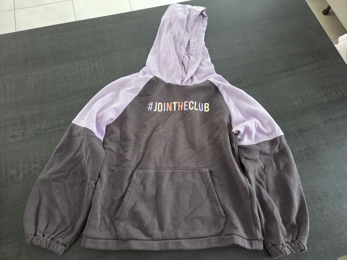 Pull à capuche 10 ans