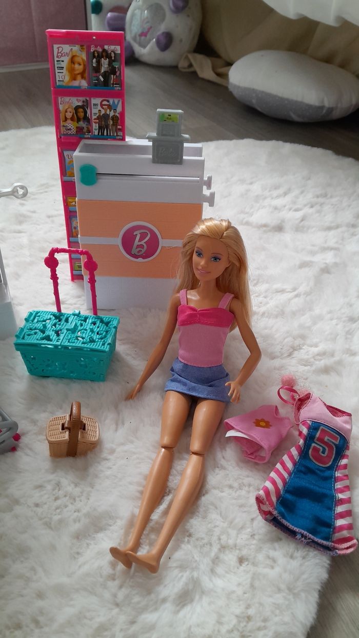 Barbie marchande - photo numéro 3