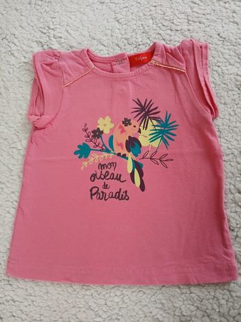 Tee-shirt fille taille 12 mois