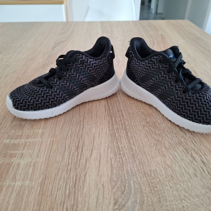 Baskets Adidas bébé garçon Pointure 21 - photo numéro 2