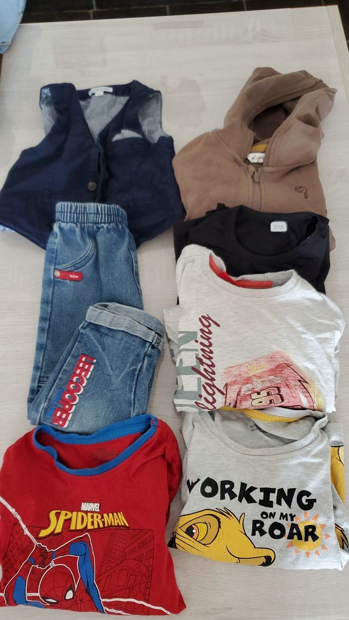Lot vêtements Garcon 1/2 ans