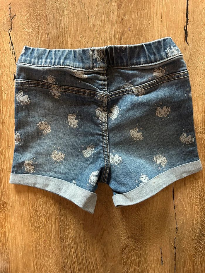 Short jean licorne h&m 3/4 ans - photo numéro 2