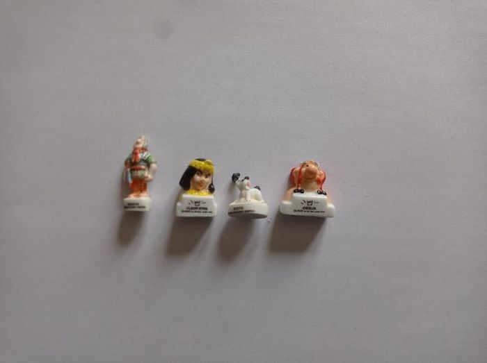 Lot de 4 fèves "Astérix"