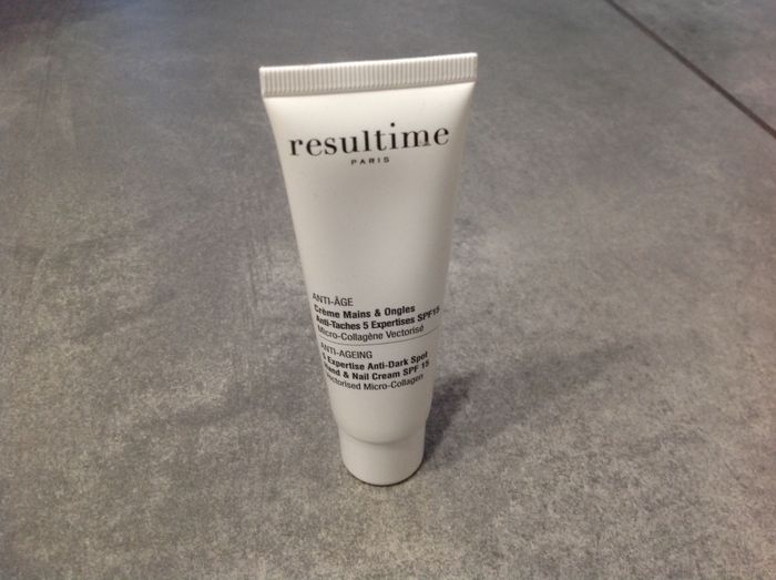 Resultime Crème Mains & Ongles Anti-Taches 5 Expertises SPF 15 - photo numéro 3