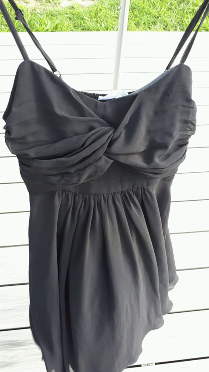 Robe noire - photo numéro 3