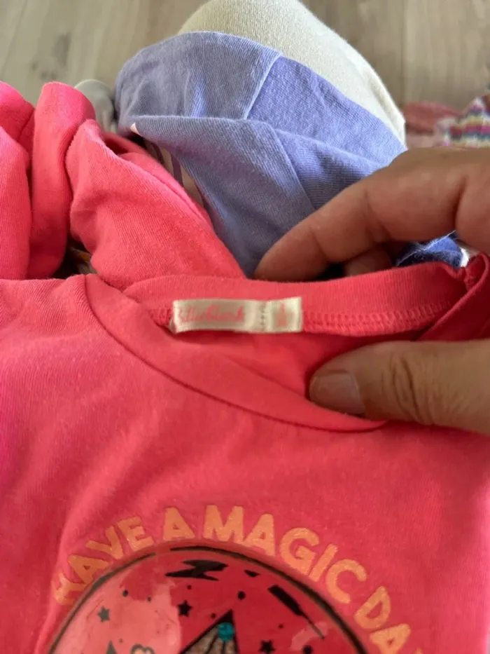 T-shirt longues manches 3 ans - photo numéro 2