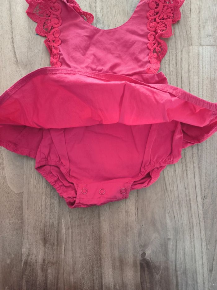 Robe rouge body intégré 68cm 6mois - photo numéro 2