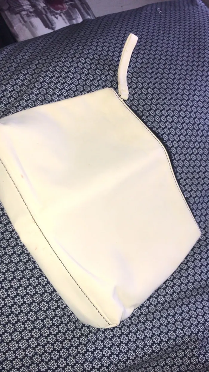 Pochette - photo numéro 2