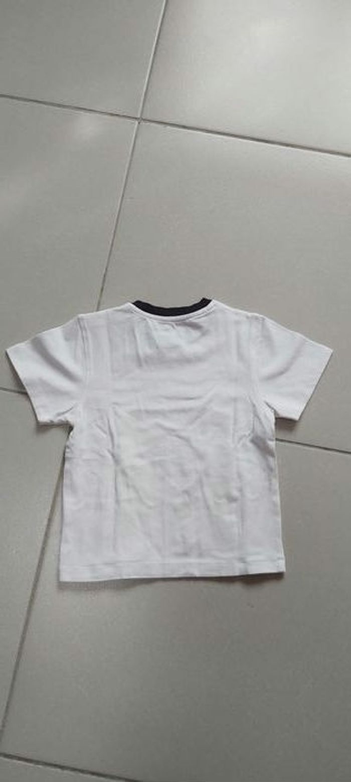 Tshirt manche courte 4 ans - photo numéro 4
