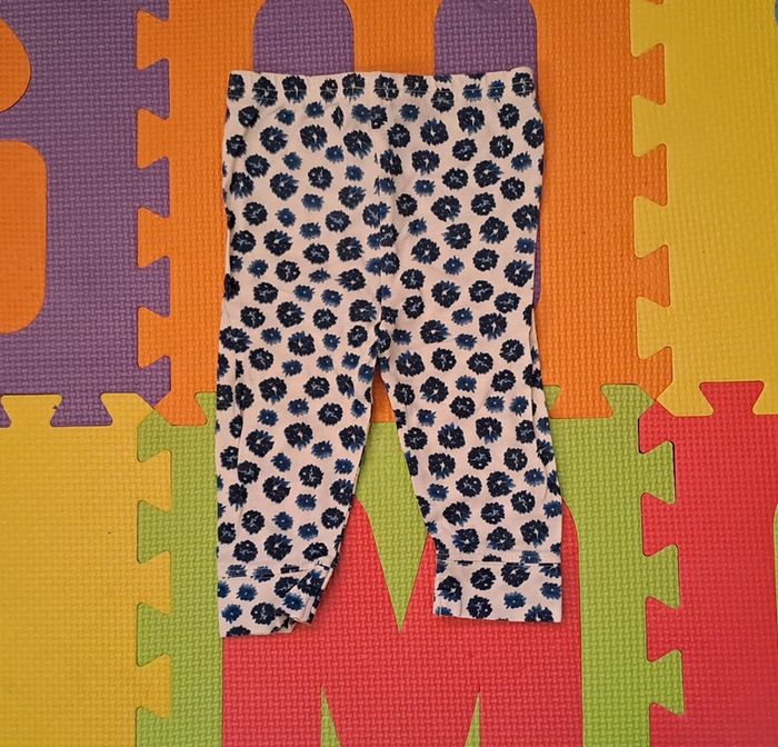 Legging blanc fleurs, petit bateau, taille 6 mois (67 cm) - photo numéro 2