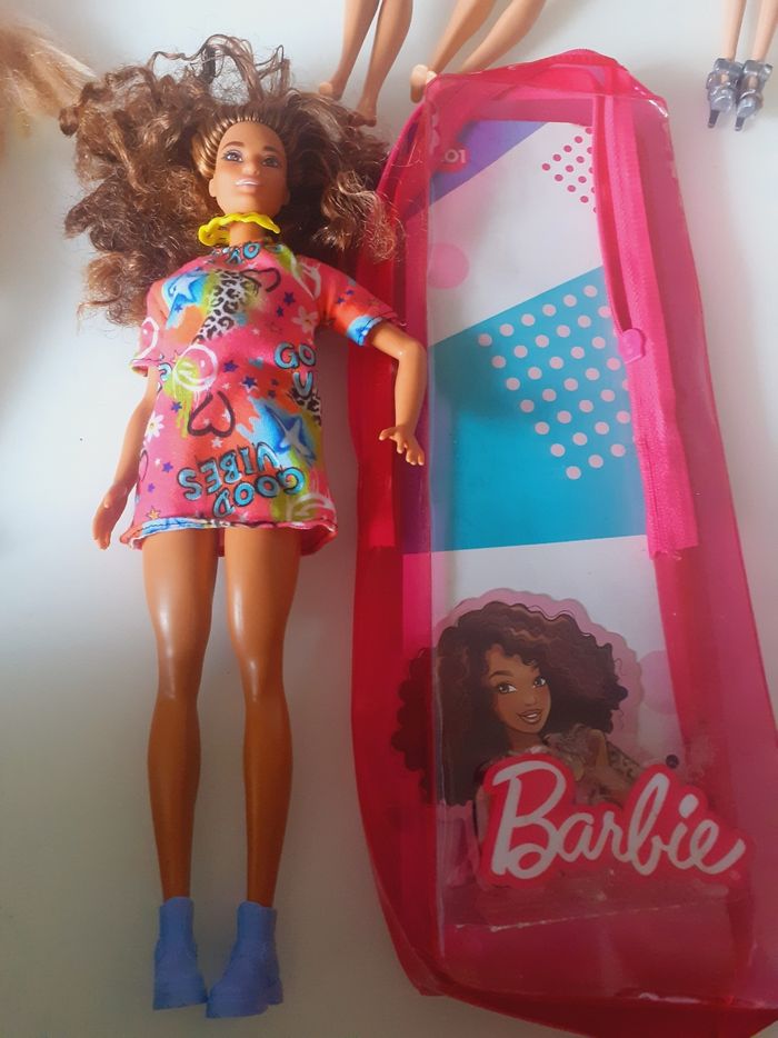 Barbie 201 avec son emballage d'origine - photo numéro 2