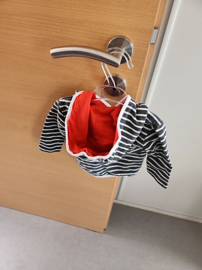 Gilet capuche - photo numéro 3