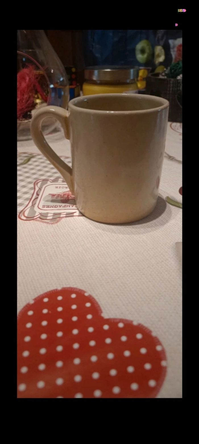 Tasse brune - photo numéro 3