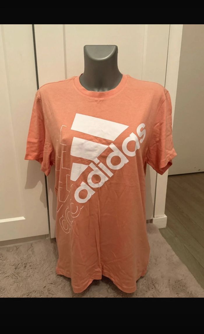 Tee-shirts Adidas