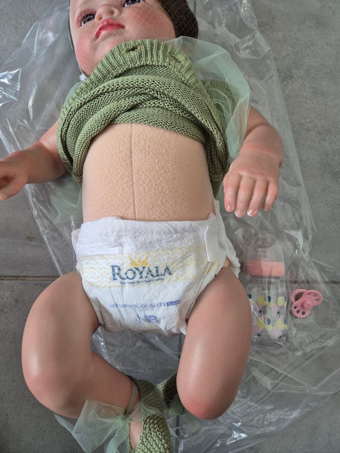 Poupée Reborn 55cm Neuf - photo numéro 7