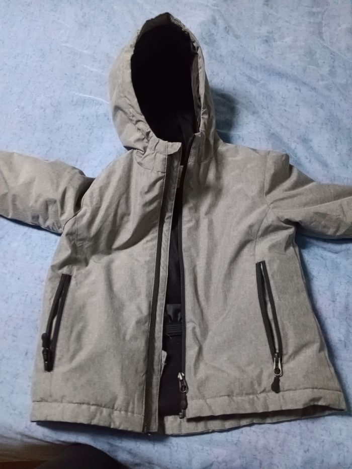 Blouson hiver garçon  taille 6/7ans