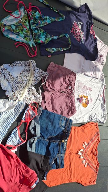 Lot vêtements fille 10 ans