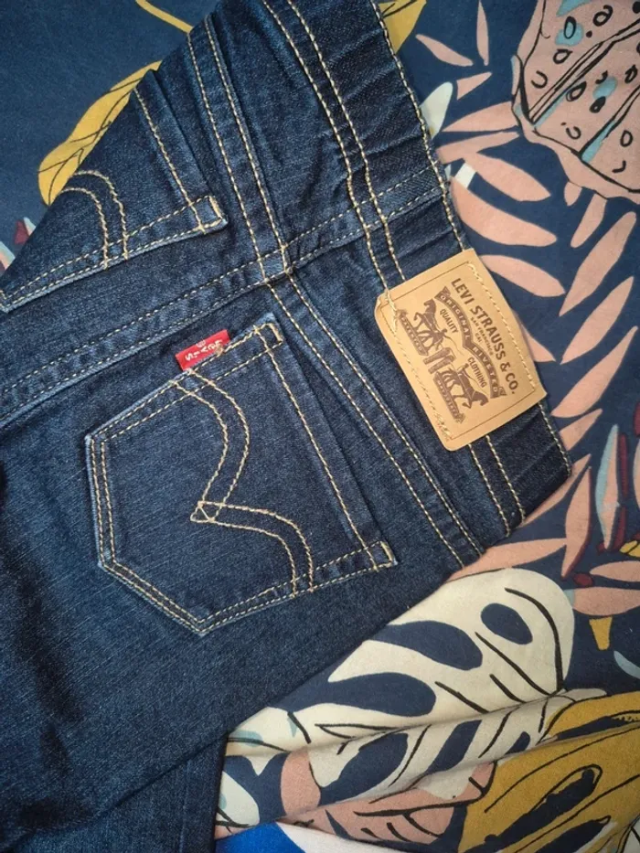 Jeans levis - photo numéro 3