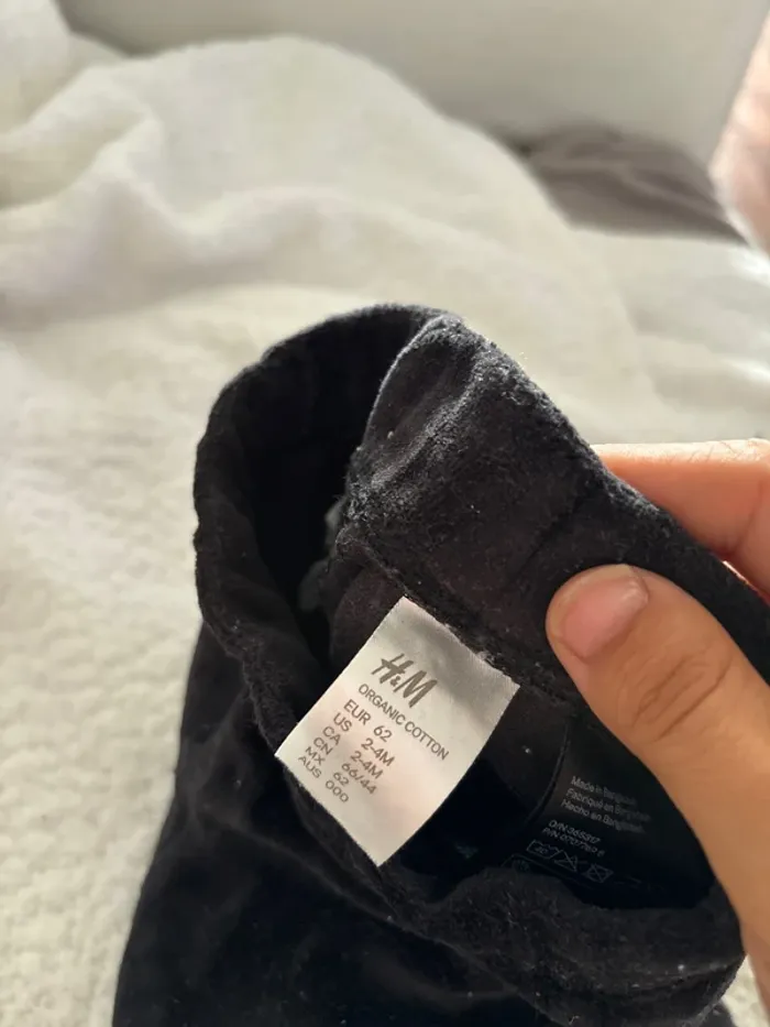 Pantalon velours noir H&M 3/6 mois - photo numéro 3