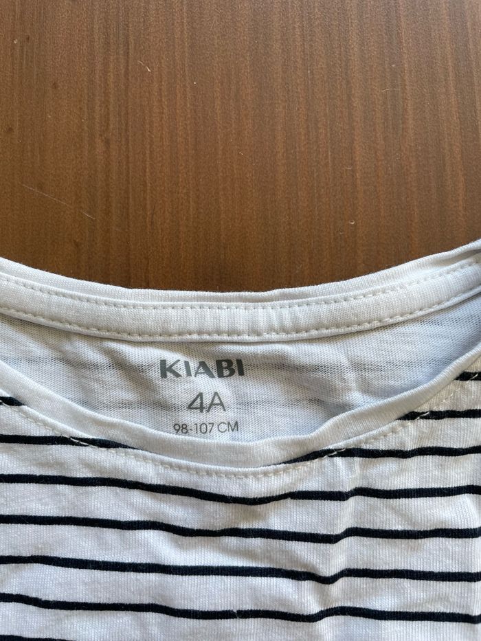Tee-shirt blanc Kiabi taille 4 ans - photo numéro 2