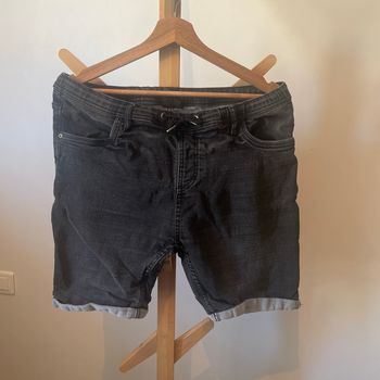 Short bermuda