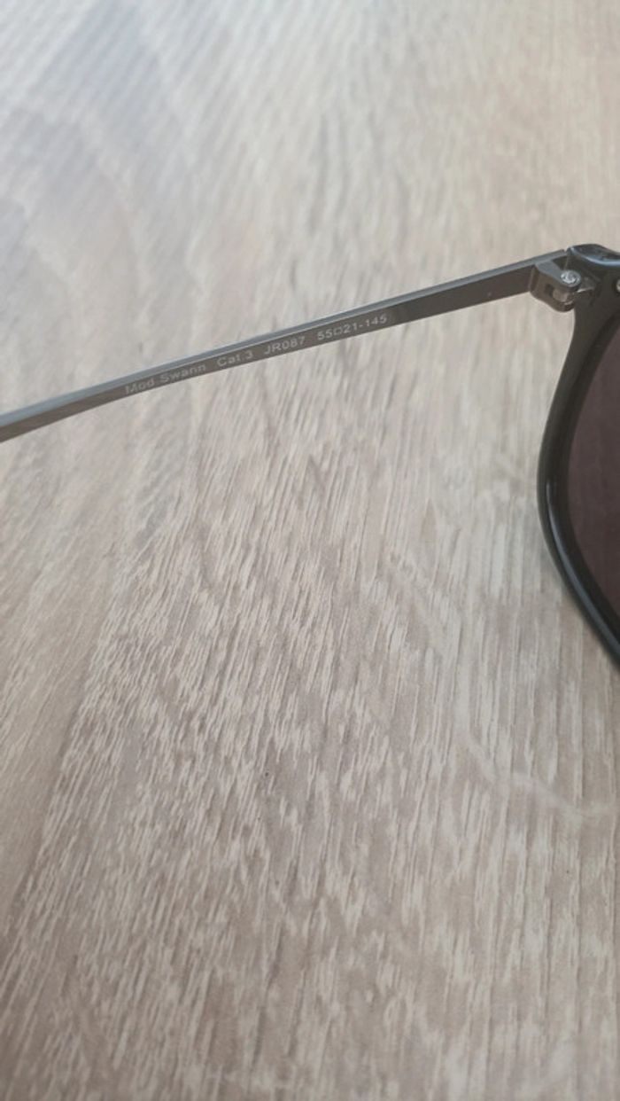 Lunettes de soleil - photo numéro 3