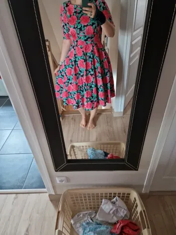 Superbe robe Fleurie hell bunny taille l