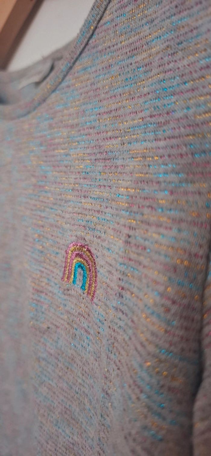 T-shirt manches longues fille – 5/6 ans - Coloré & girly, parfait pour le printemps ! 🌷 - photo numéro 3