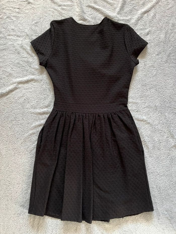 Robe noire, taille 38 - photo numéro 3