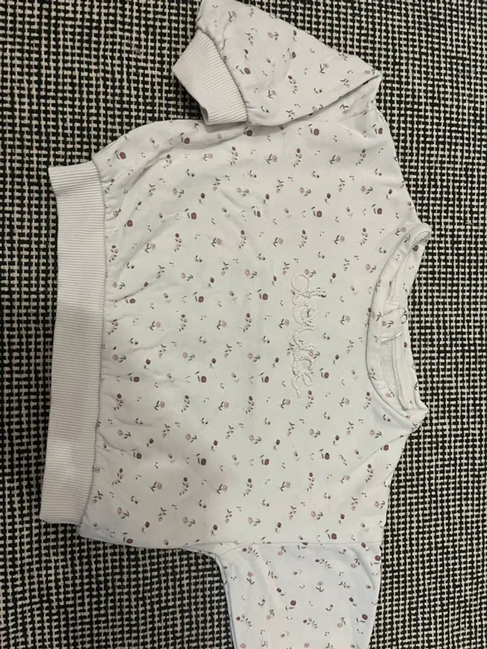 Pull fleuri