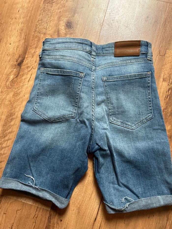 Short en jean - taille 36 - photo numéro 5