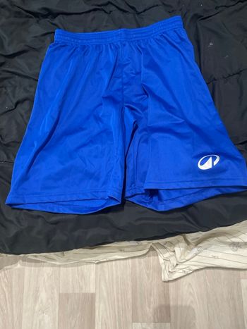 Short de foot décathlon bleu 
