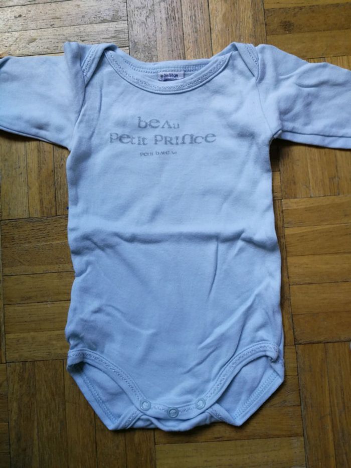 Lot de 2 bodys 3 mois Petit Bateau - photo numéro 2