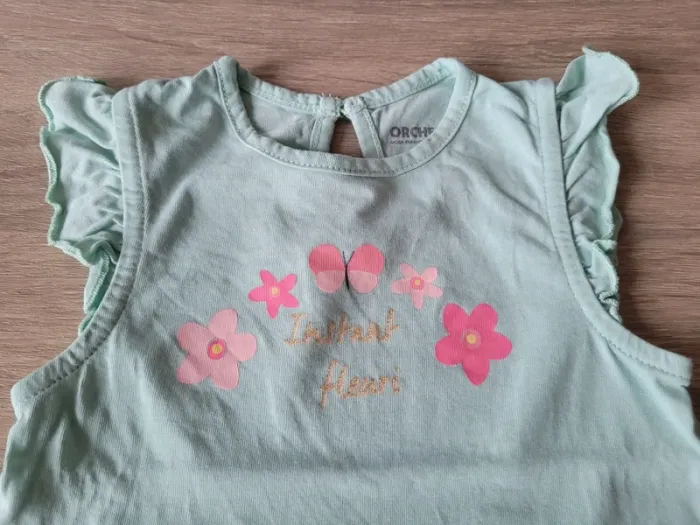 Lot de 3 (+1) tee-shirts fille en 18 mois - photo numéro 13