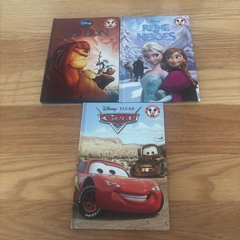 # lot 3 livres Disney