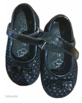 Chaussures fille 18