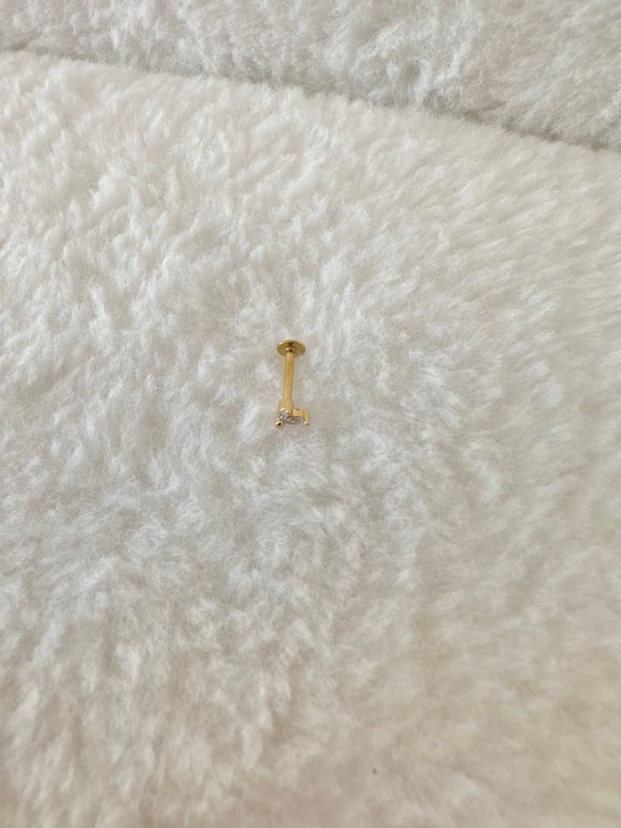 Piercing deux pétales brillants, doré - photo numéro 5