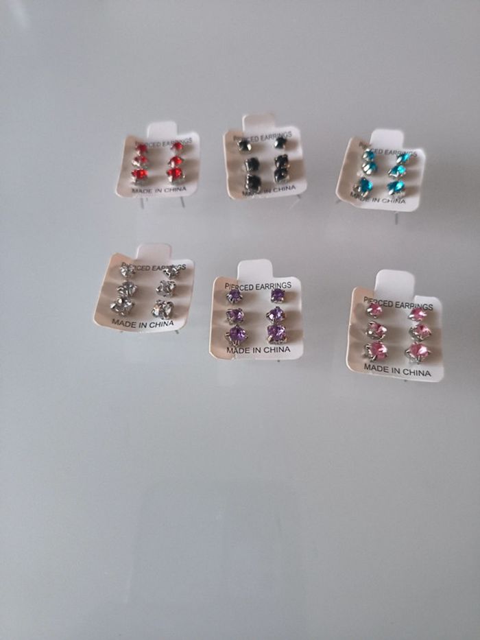 Ensemble 36 boucles d'oreilles - photo numéro 5