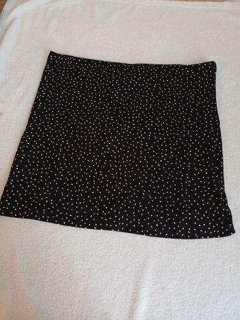 Jupe droite noir à point Taille 40