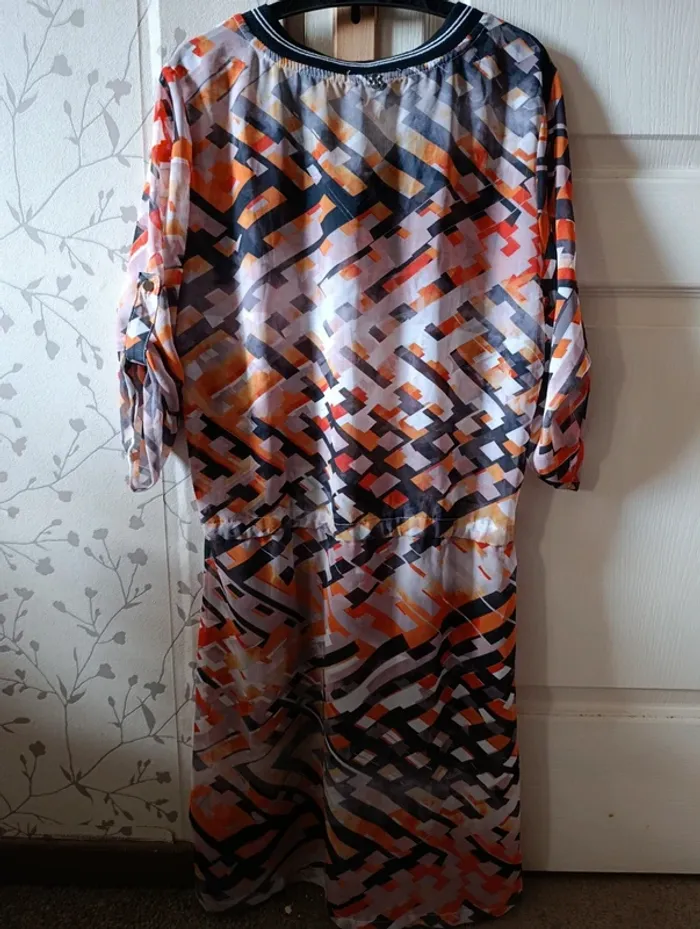 Neuve Robe en voile couleur automne Chattawak taille 36 - photo numéro 2