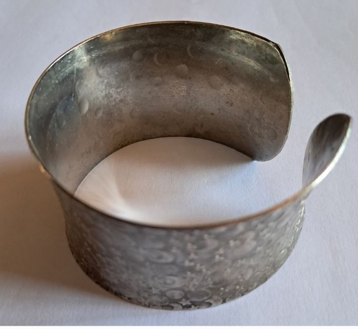 Lot bijoux fantaisie en métal argenté pour femme - photo numéro 8